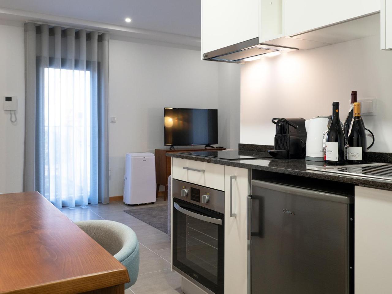 Bemyguest - Loft Guest House Jardim Das Maes Charming Viseu Δωμάτιο φωτογραφία